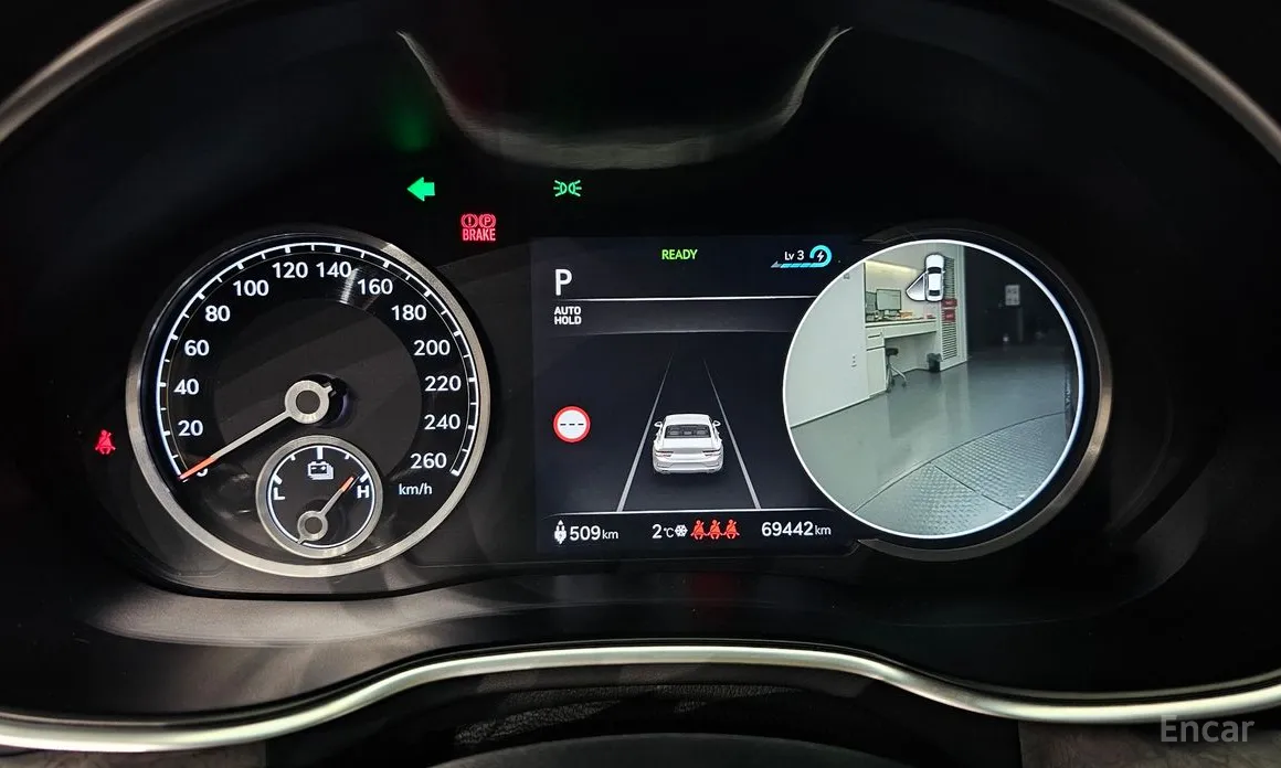 Фото 8 - Genesis G80