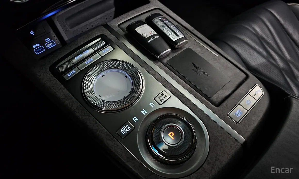 Фото 9 - Genesis G80