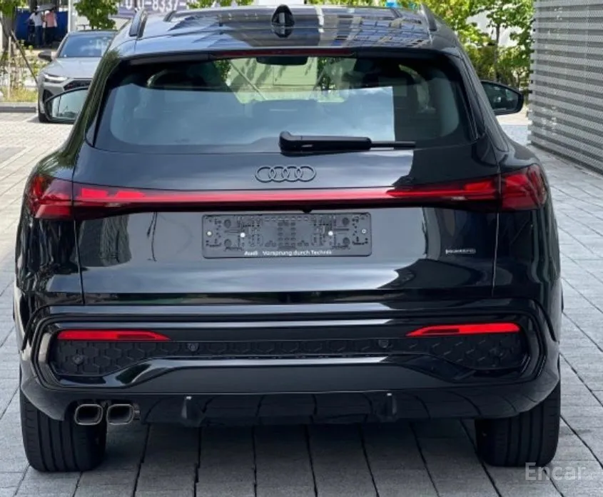 Фото 4 - Audi Q5