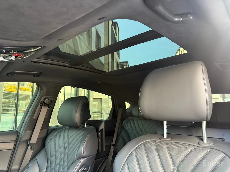 Фото 11 - Genesis GV80