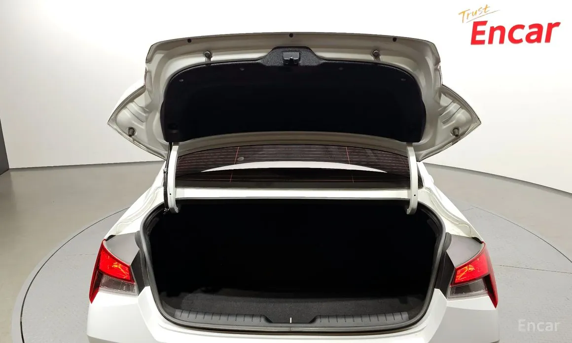 Фото 20 - Hyundai Avante