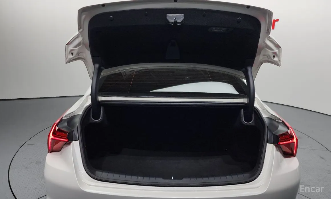 Фото 20 - Kia K8