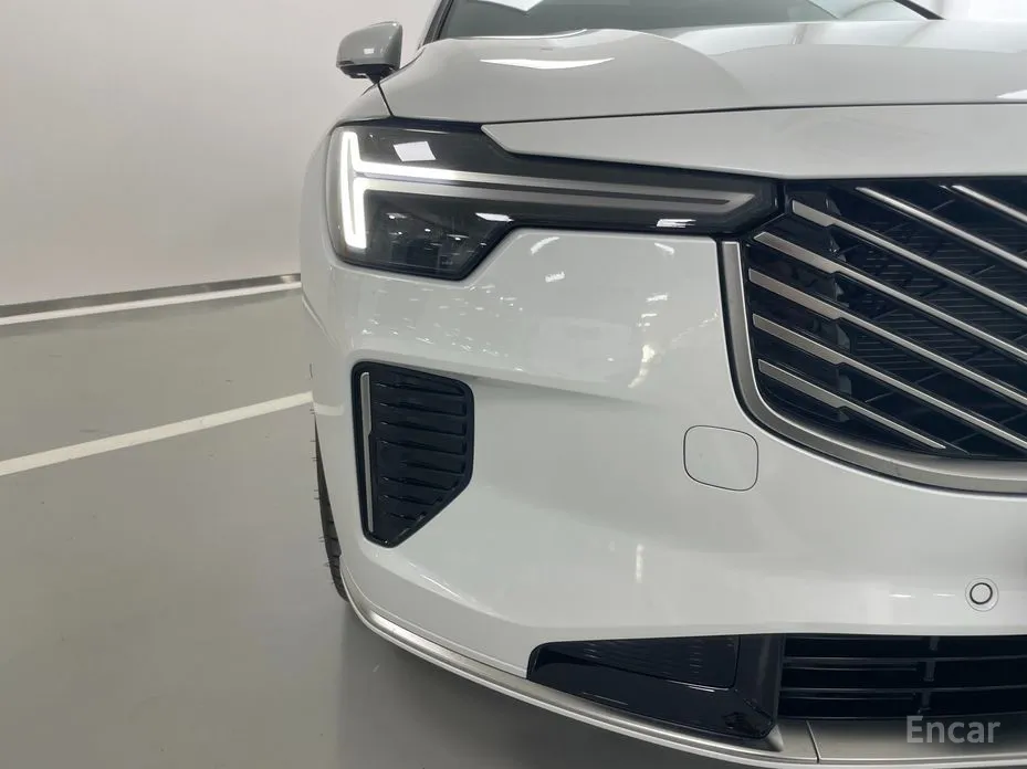 Фото 12 - Volvo S90