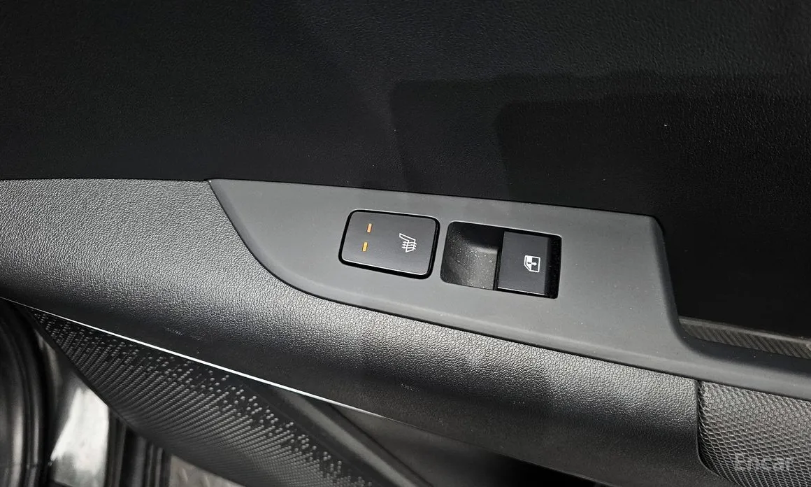 Фото 19 - Kia Niro