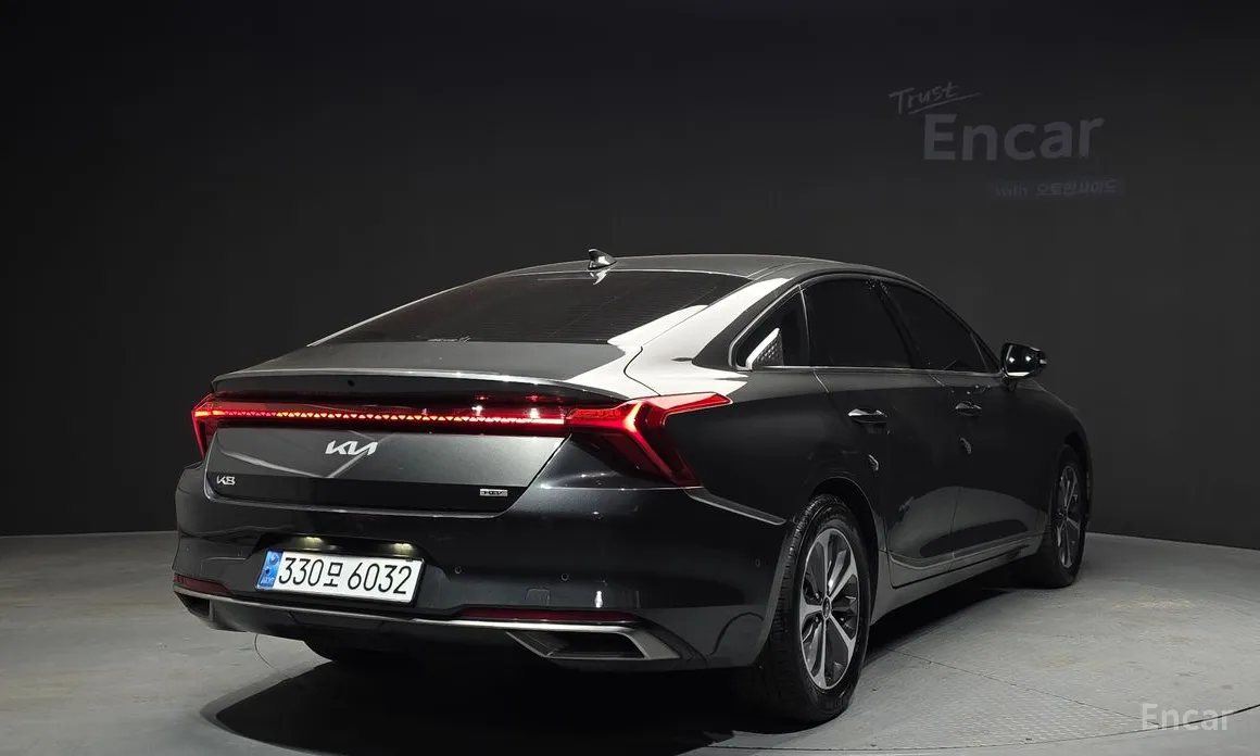 Фото 2 - Kia K8
