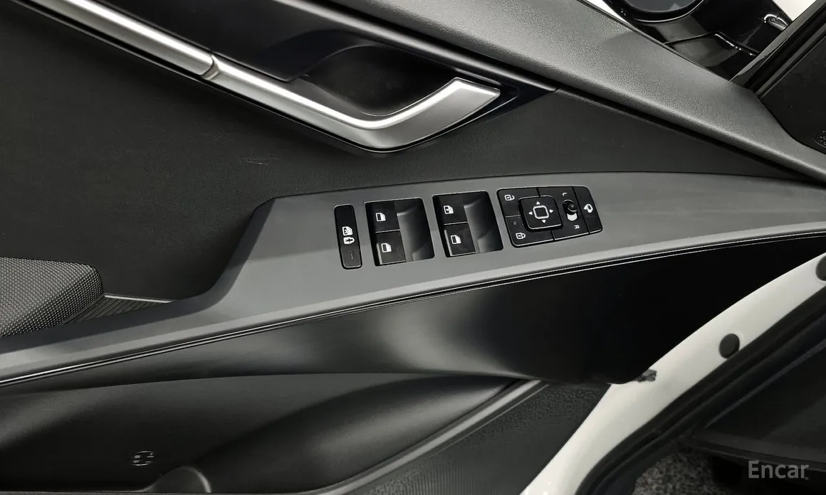 Фото 18 - Kia Niro