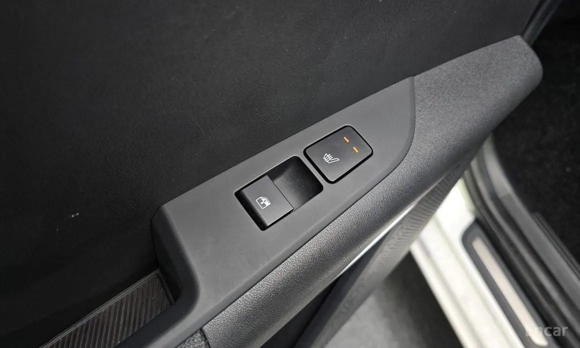 Фото 19 - Kia Niro