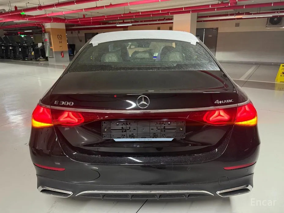 Фото 6 - Mercedes-Benz E-Class