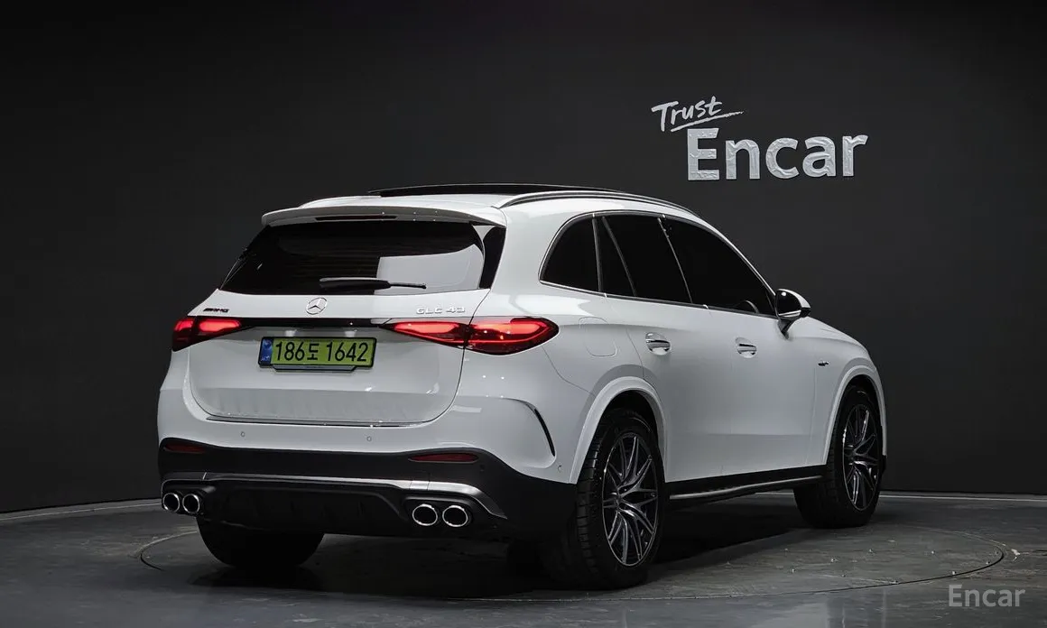 Фото 2 - Mercedes-Benz GLC-Class