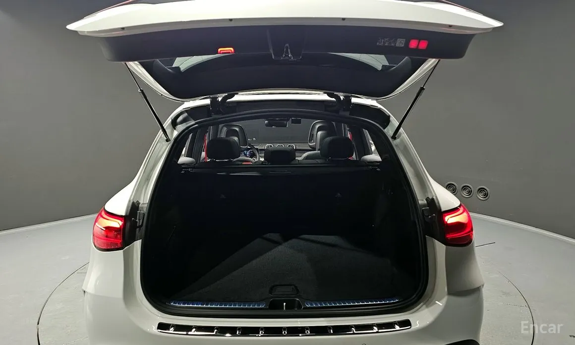 Фото 20 - Mercedes-Benz GLC-Class