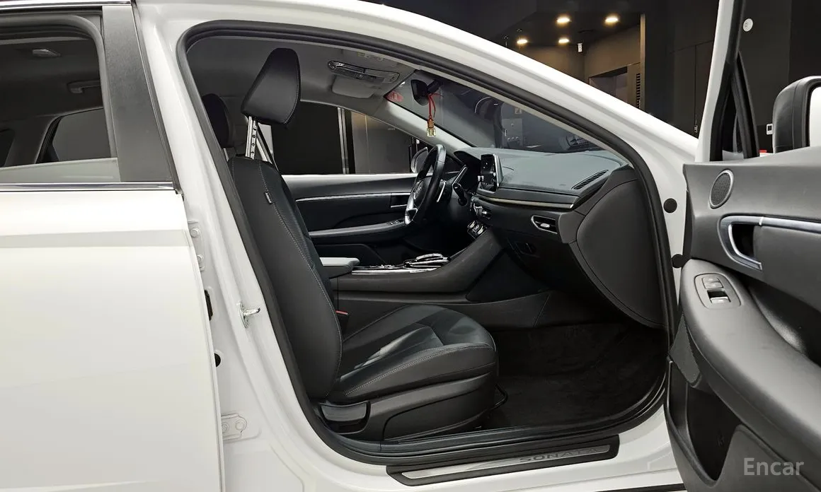 Фото 11 - Hyundai Sonata