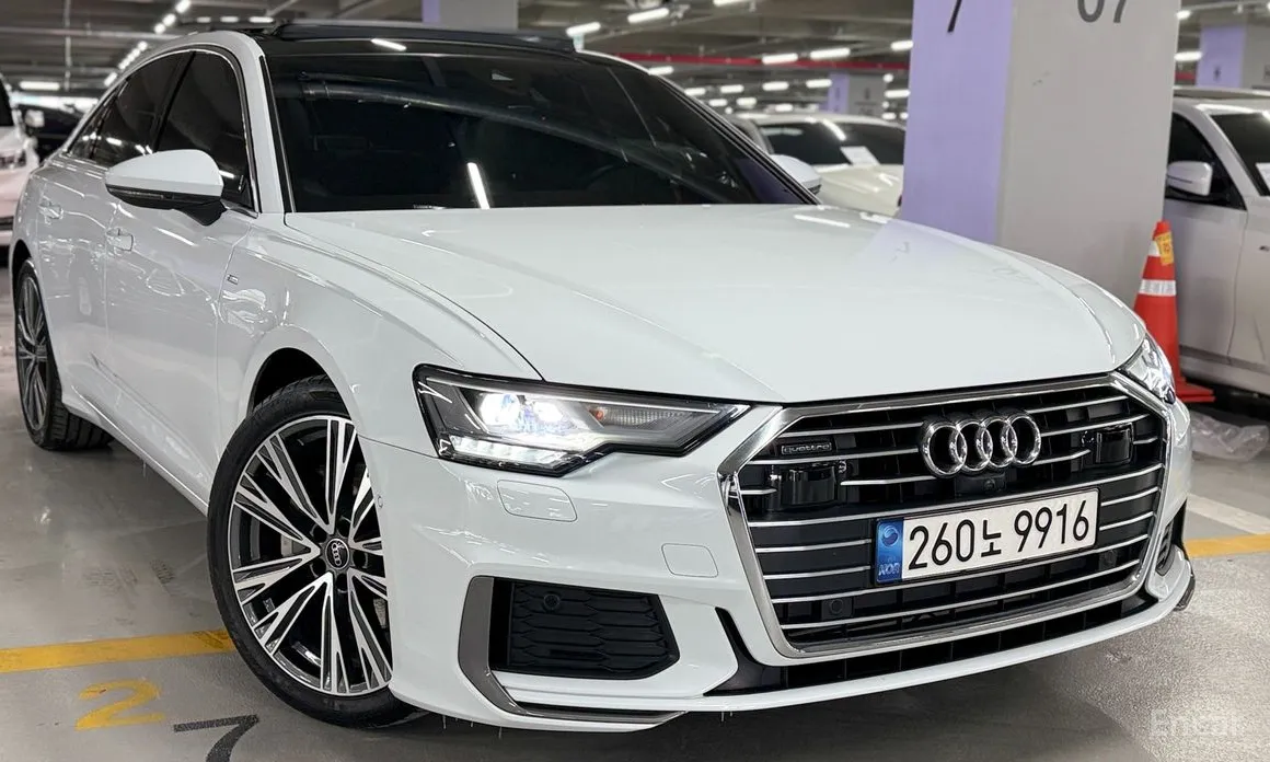 Фото 1 - Audi A6