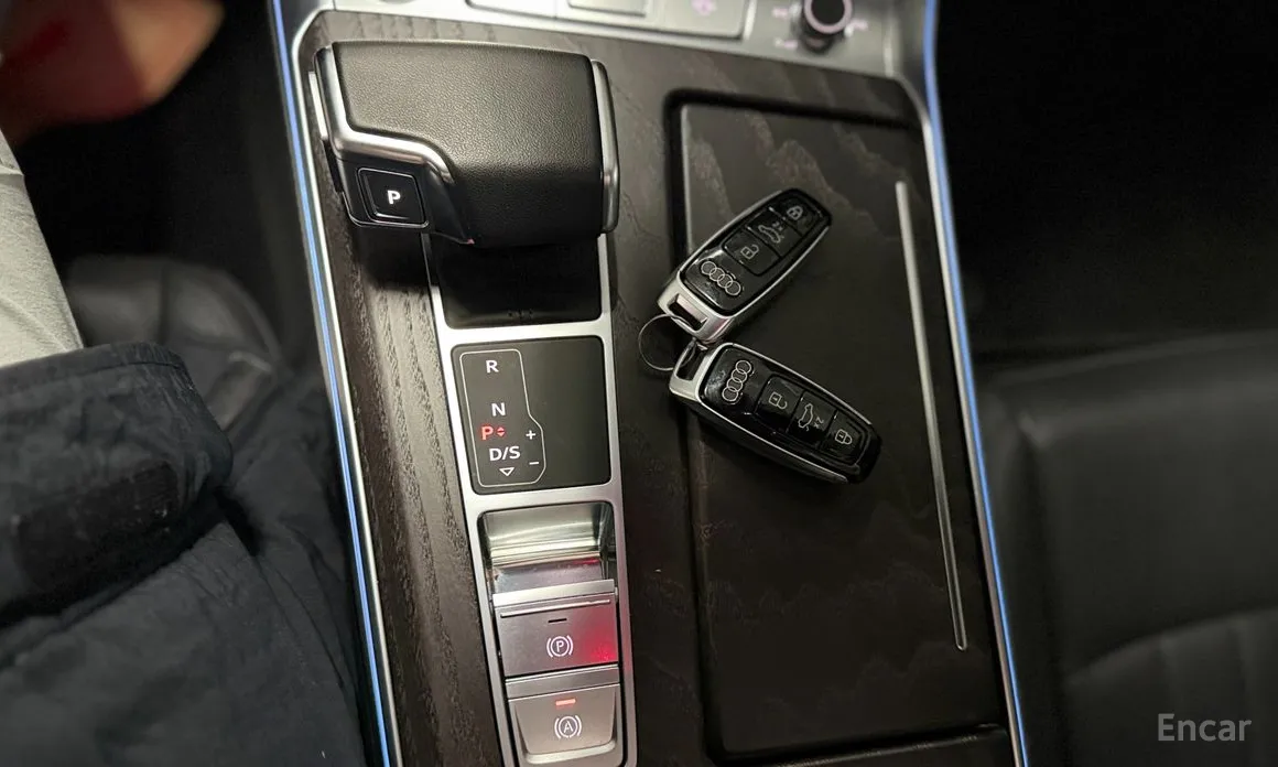 Фото 16 - Audi A6