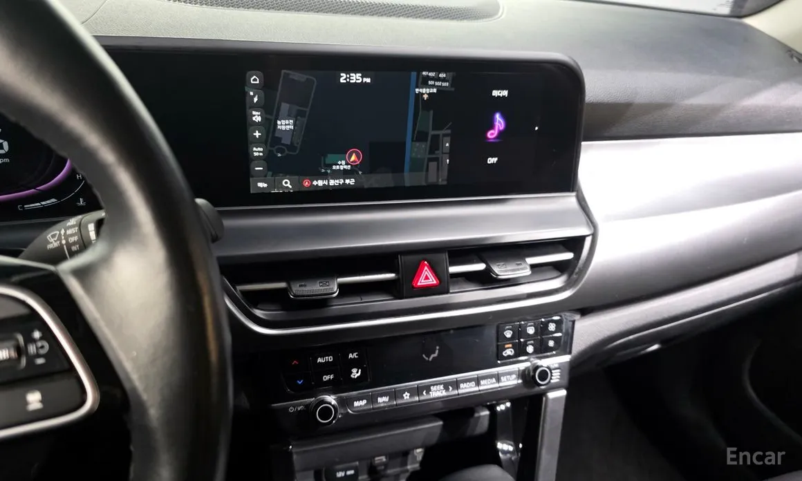 Фото 14 - Kia Seltos