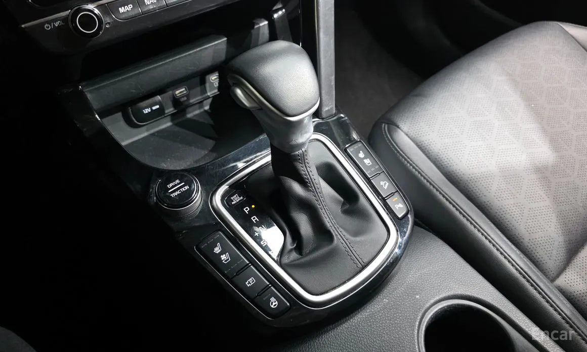 Фото 9 - Kia Seltos