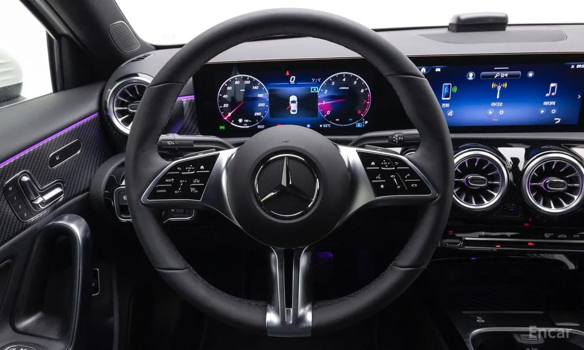 Фото 20 - Mercedes-Benz A-Class