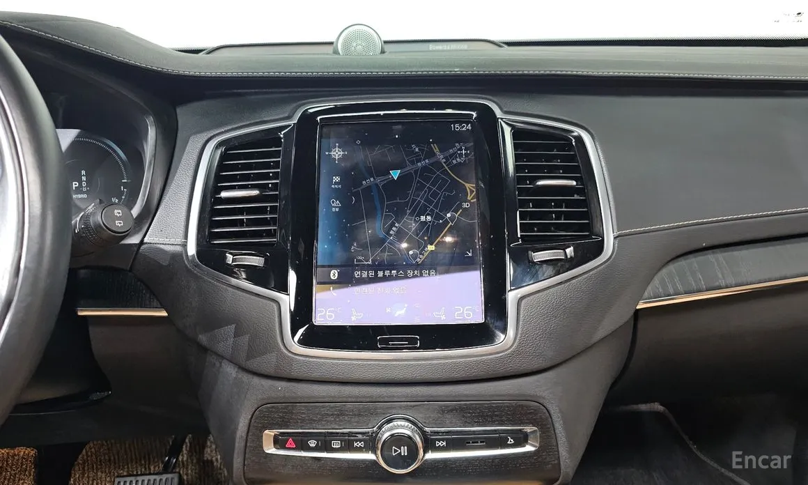 Фото 14 - Volvo XC90