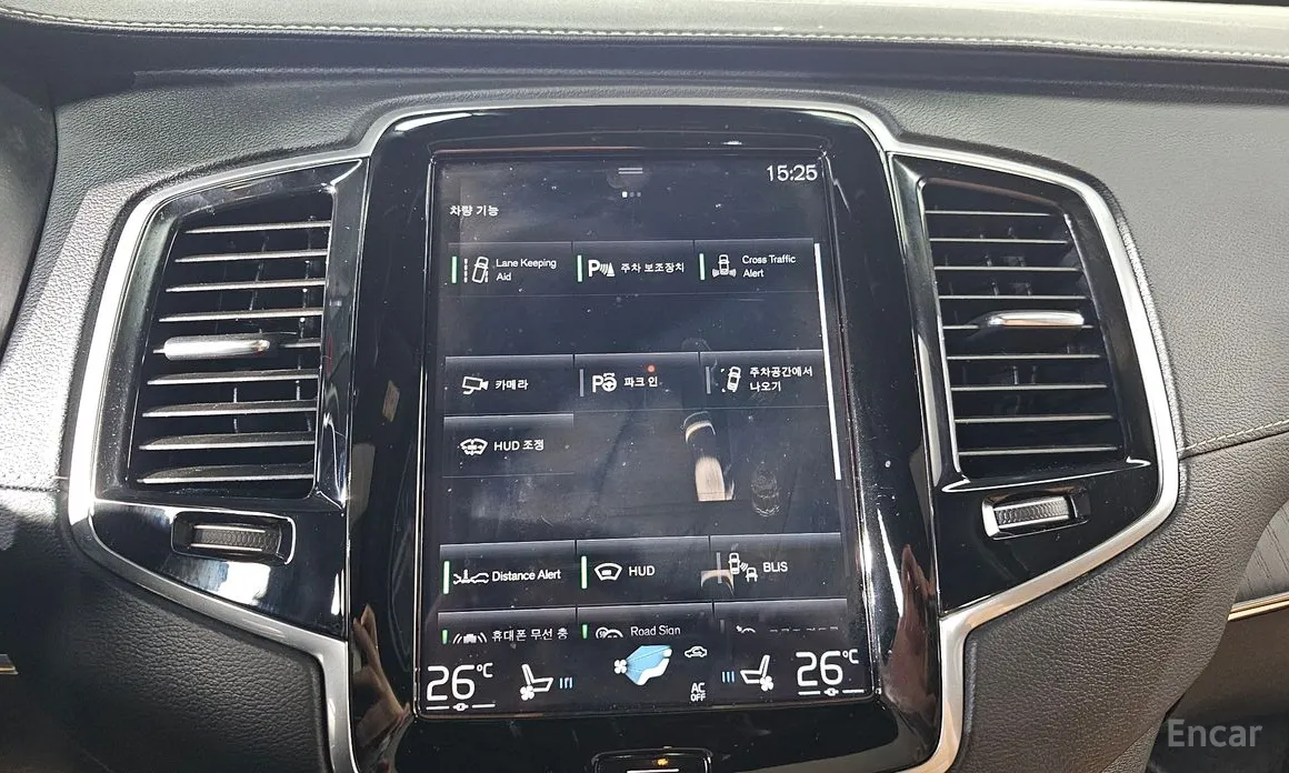 Фото 16 - Volvo XC90