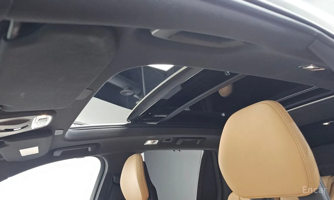 Фото 19 - Volvo XC90