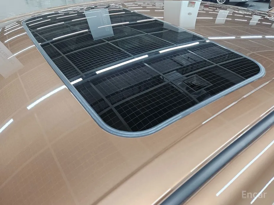 Фото 13 - Toyota Camry