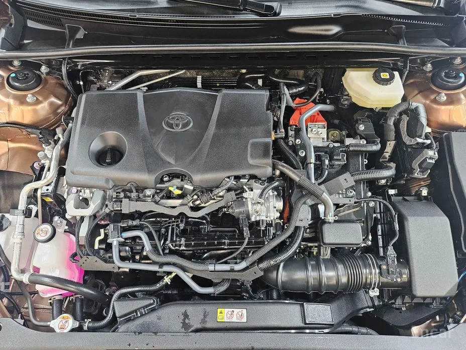 Фото 18 - Toyota Camry