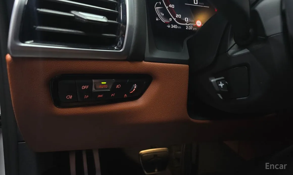 Фото 17 - BMW 8 Series