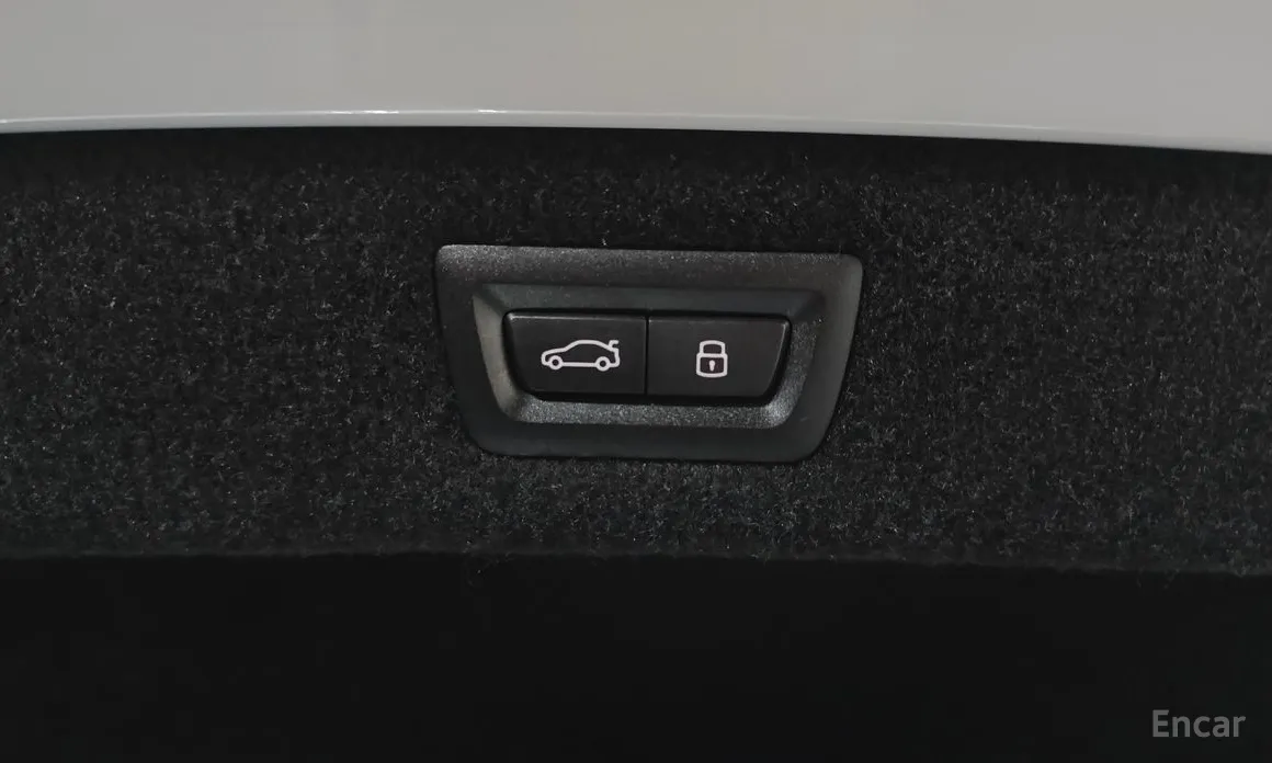 Фото 20 - BMW 8 Series