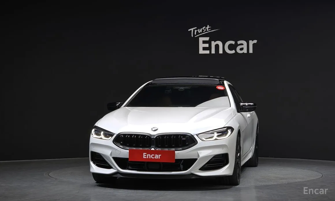 Фото 3 - BMW 8 Series