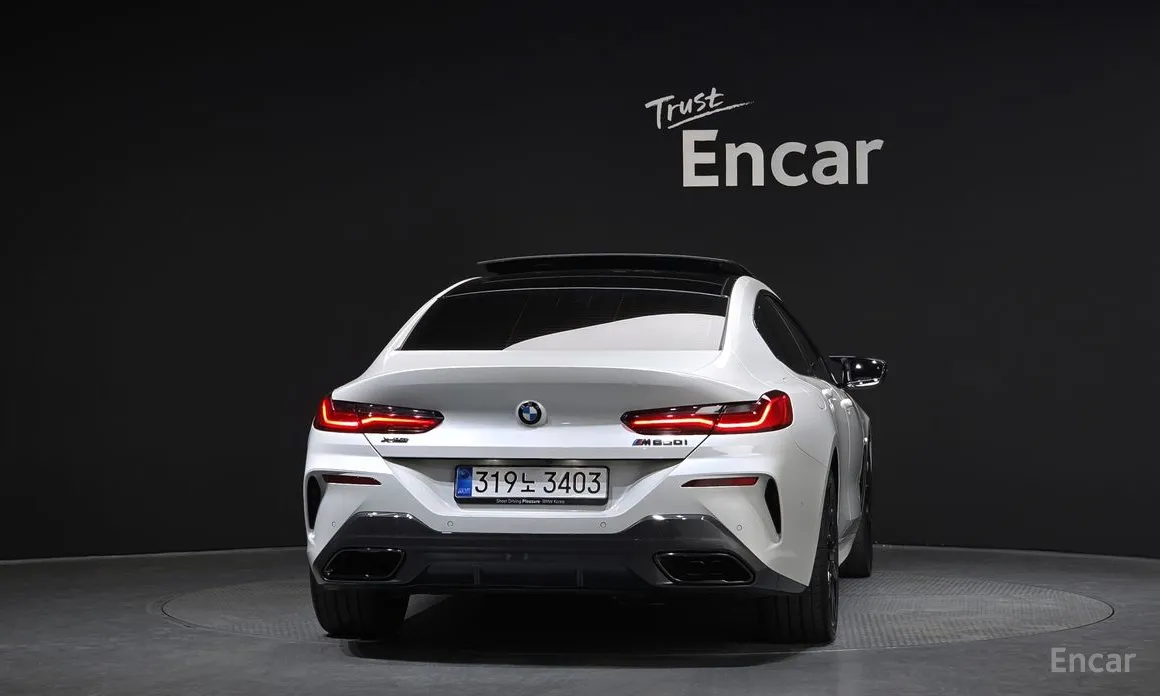 Фото 4 - BMW 8 Series