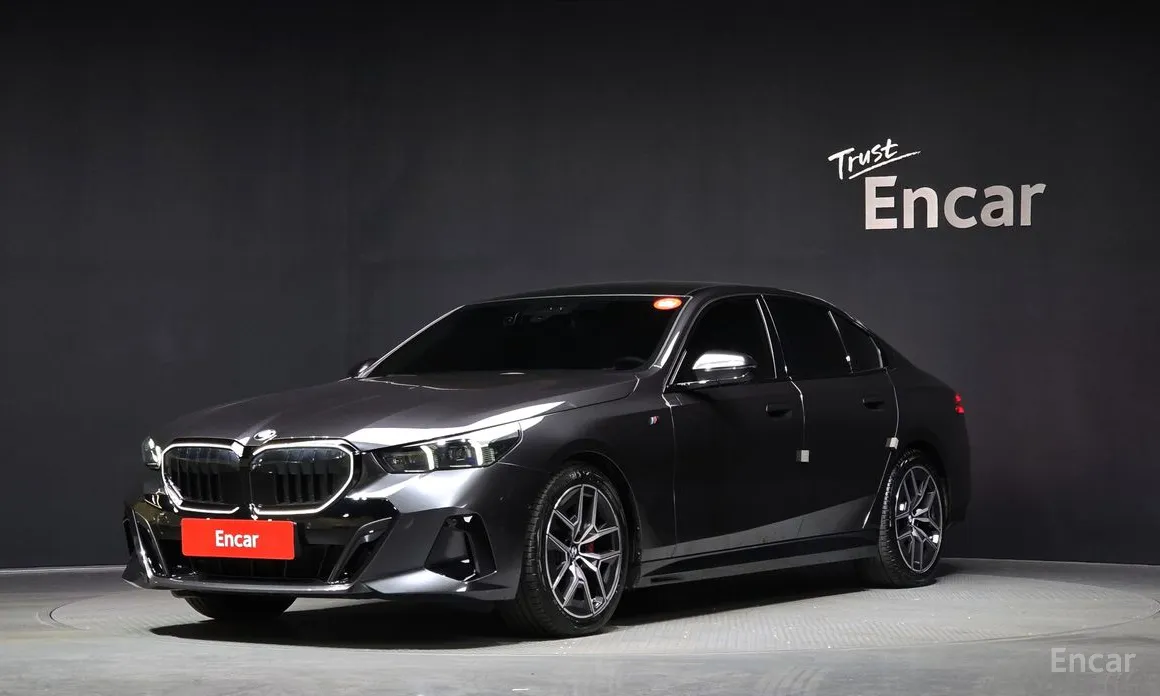 Фото 1 - BMW 5 Series