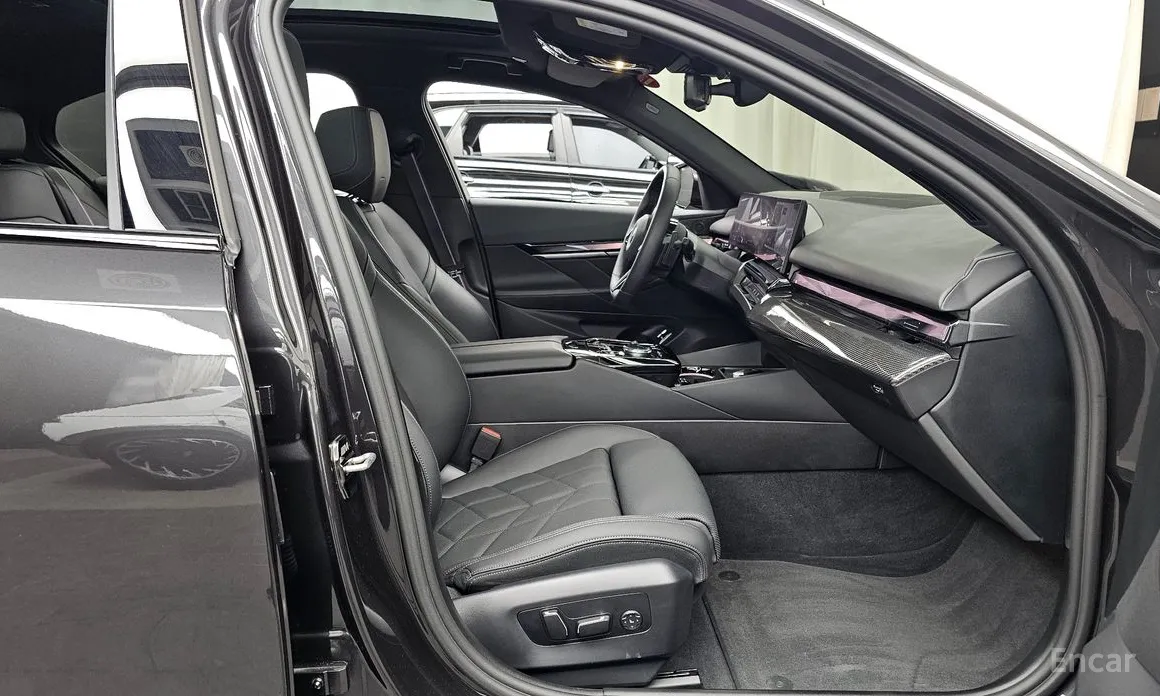 Фото 11 - BMW 5 Series