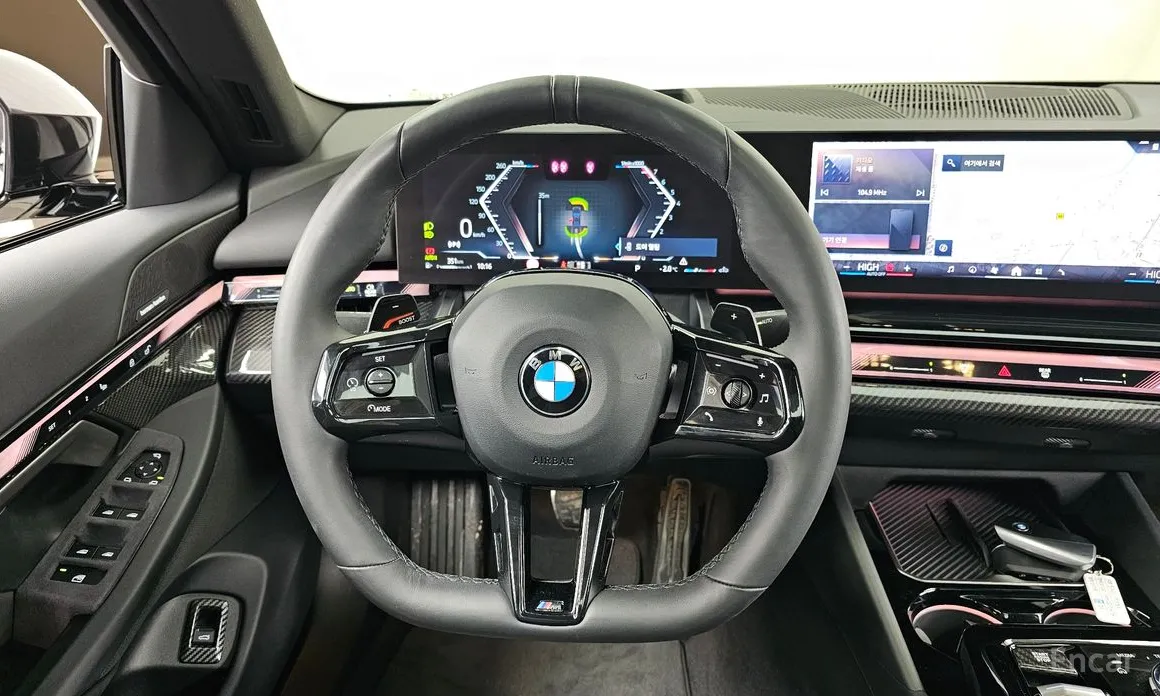 Фото 13 - BMW 5 Series