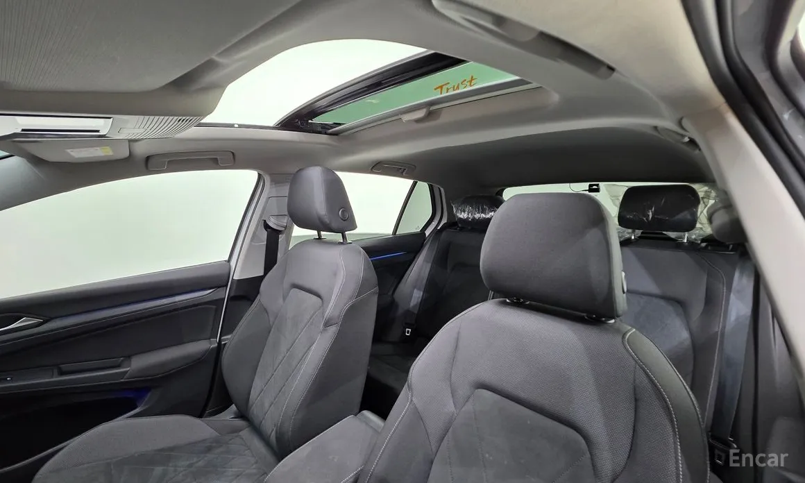 Фото 12 - Volkswagen Golf