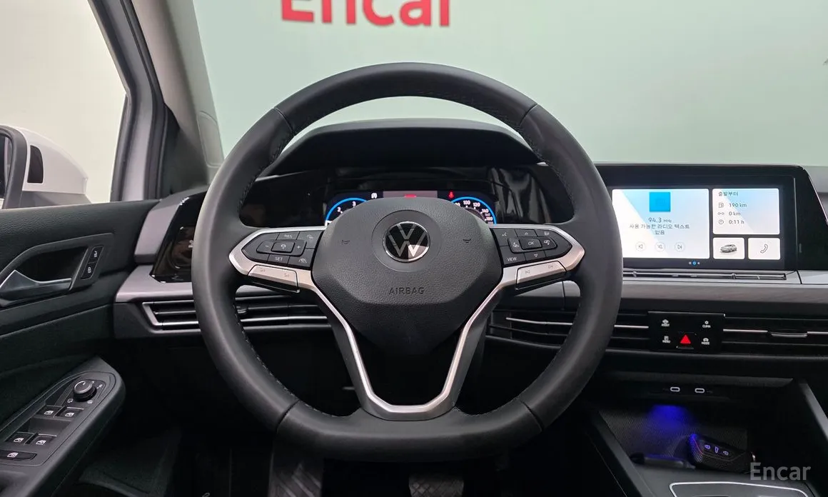 Фото 15 - Volkswagen Golf