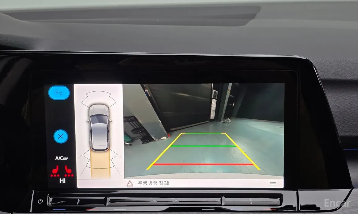 Фото 17 - Volkswagen Golf