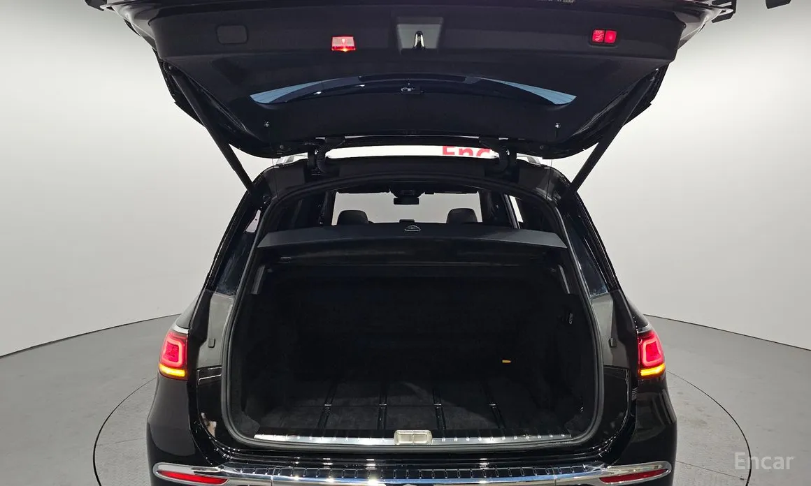 Фото 20 - Mercedes-Benz GLS-Class