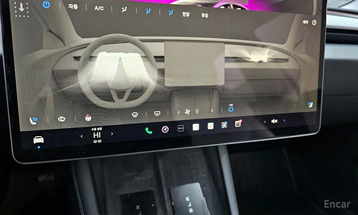 Фото 14 - Tesla Model 3