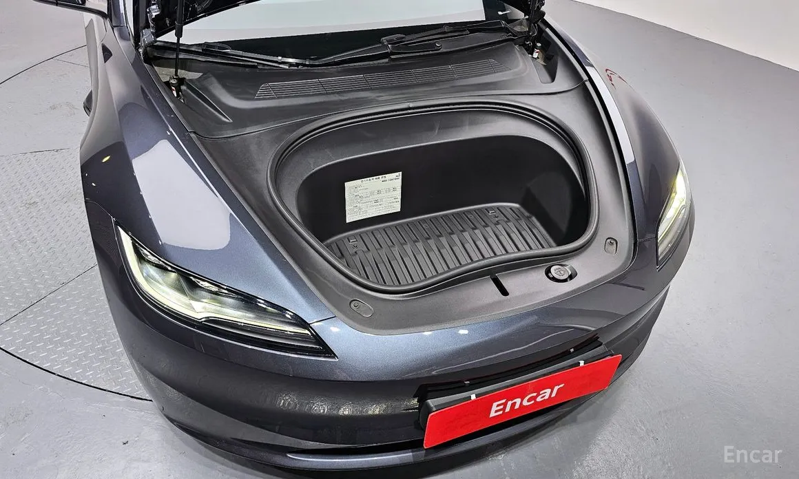 Фото 6 - Tesla Model 3