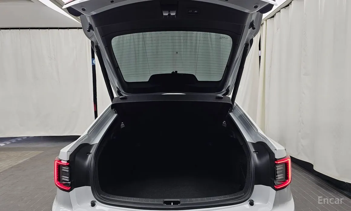 Фото 20 - Polestar 2