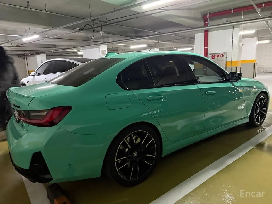 Фото 10 - BMW 3 Series