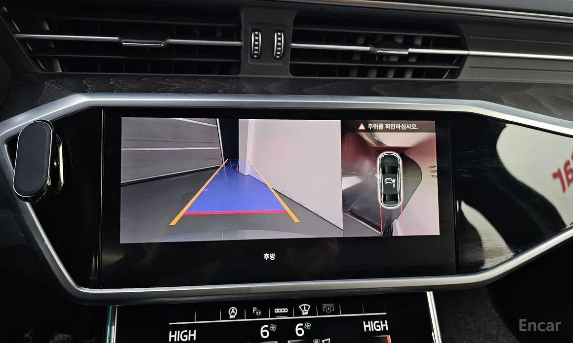 Фото 15 - Audi A6