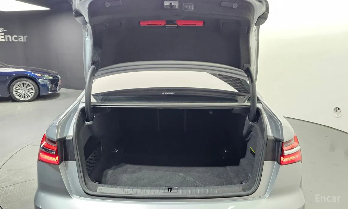 Фото 20 - Audi A6