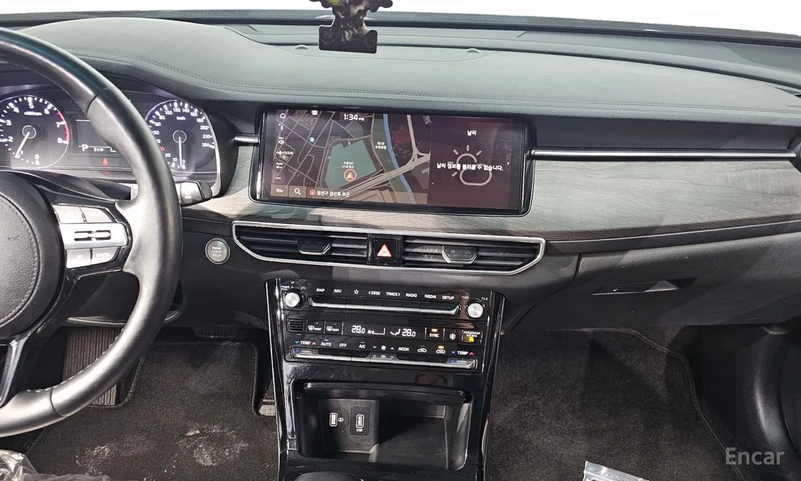 Фото 14 - Kia K7