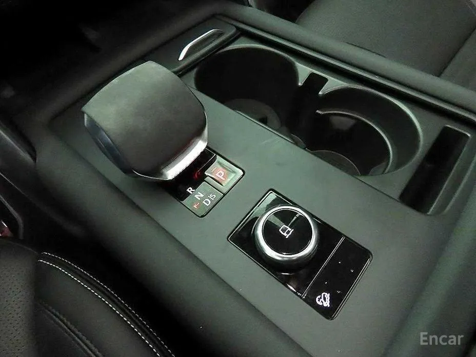 Фото 12 - Land Rover Discovery