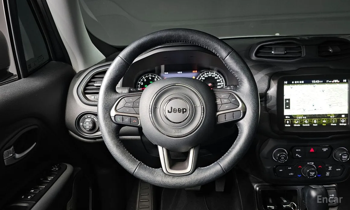 Фото 13 - Jeep Renegade