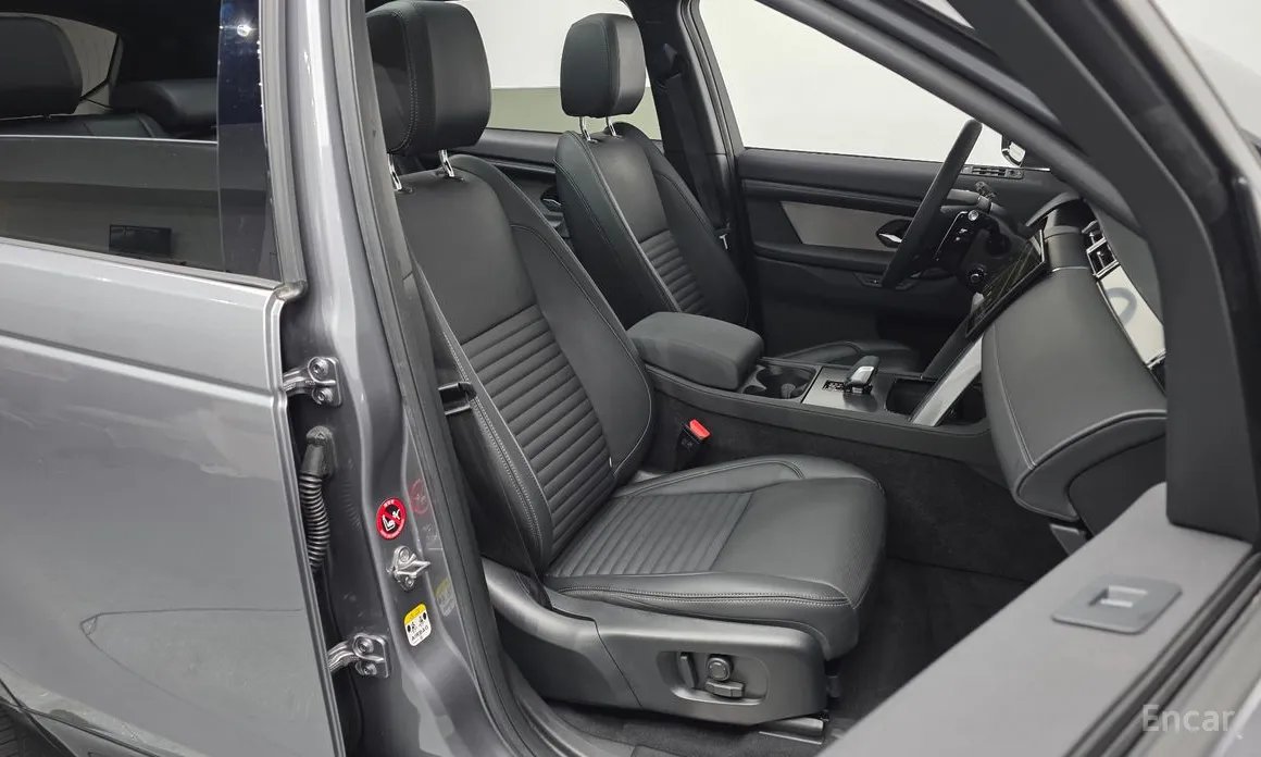 Фото 10 - Land Rover Discovery Sport