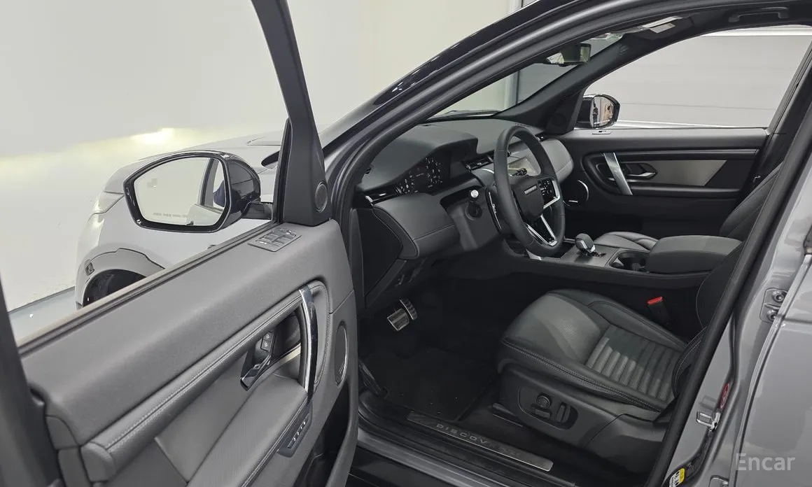 Фото 11 - Land Rover Discovery Sport