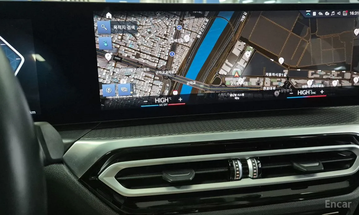 Фото 19 - BMW i4