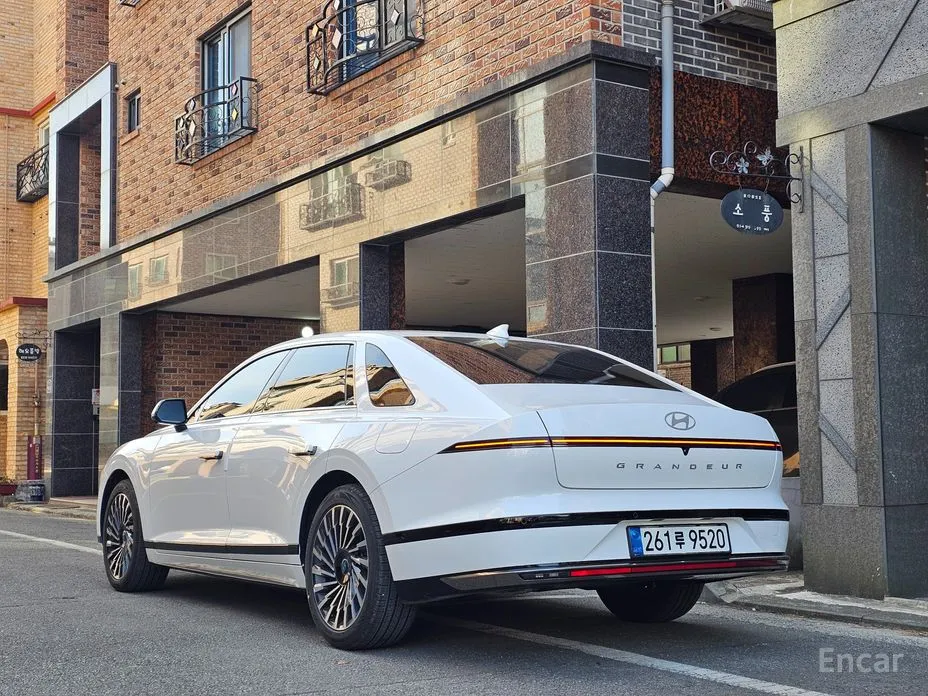 Фото 4 - Hyundai Grandeur