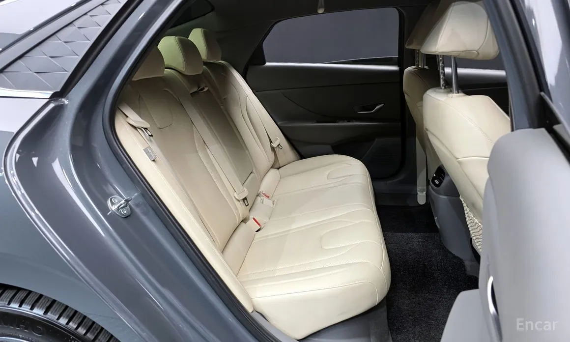 Фото 12 - Hyundai Avante